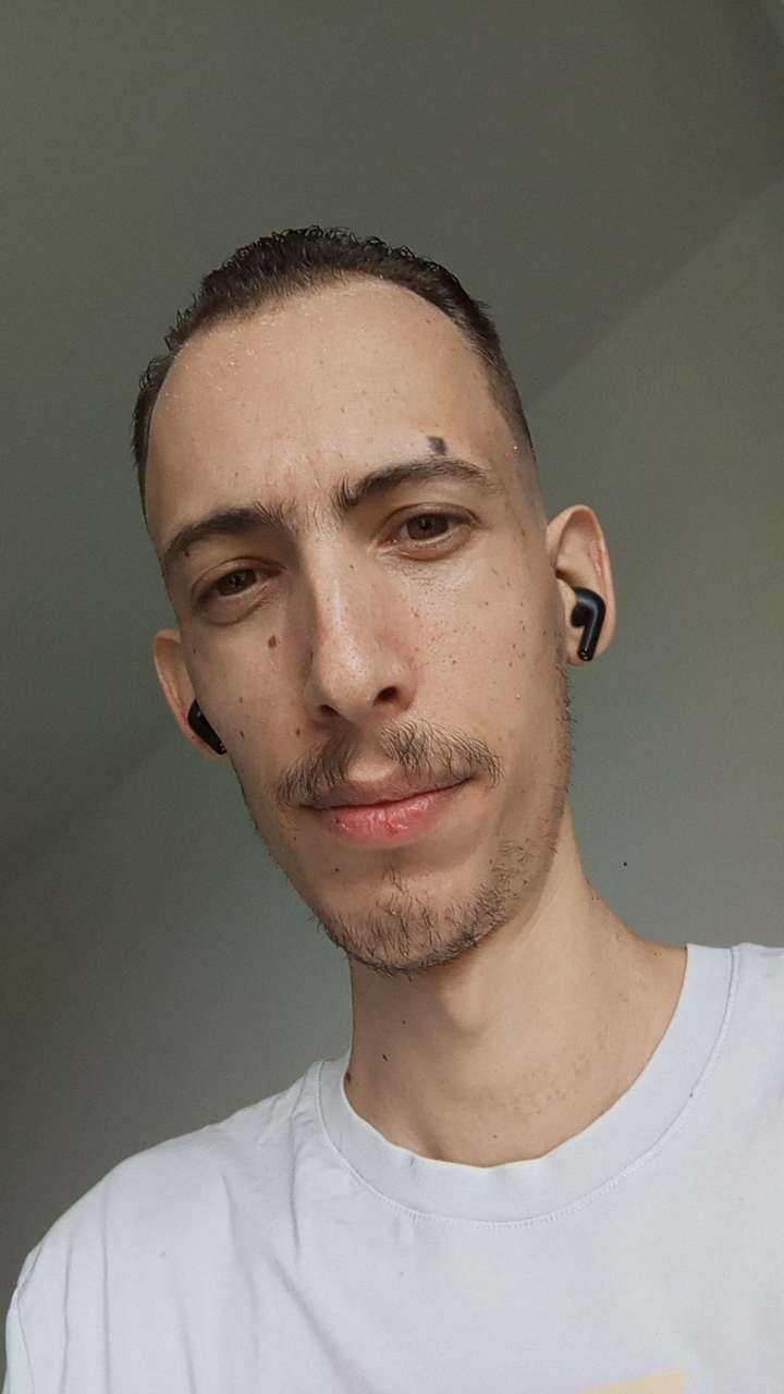 Profil de Elisha